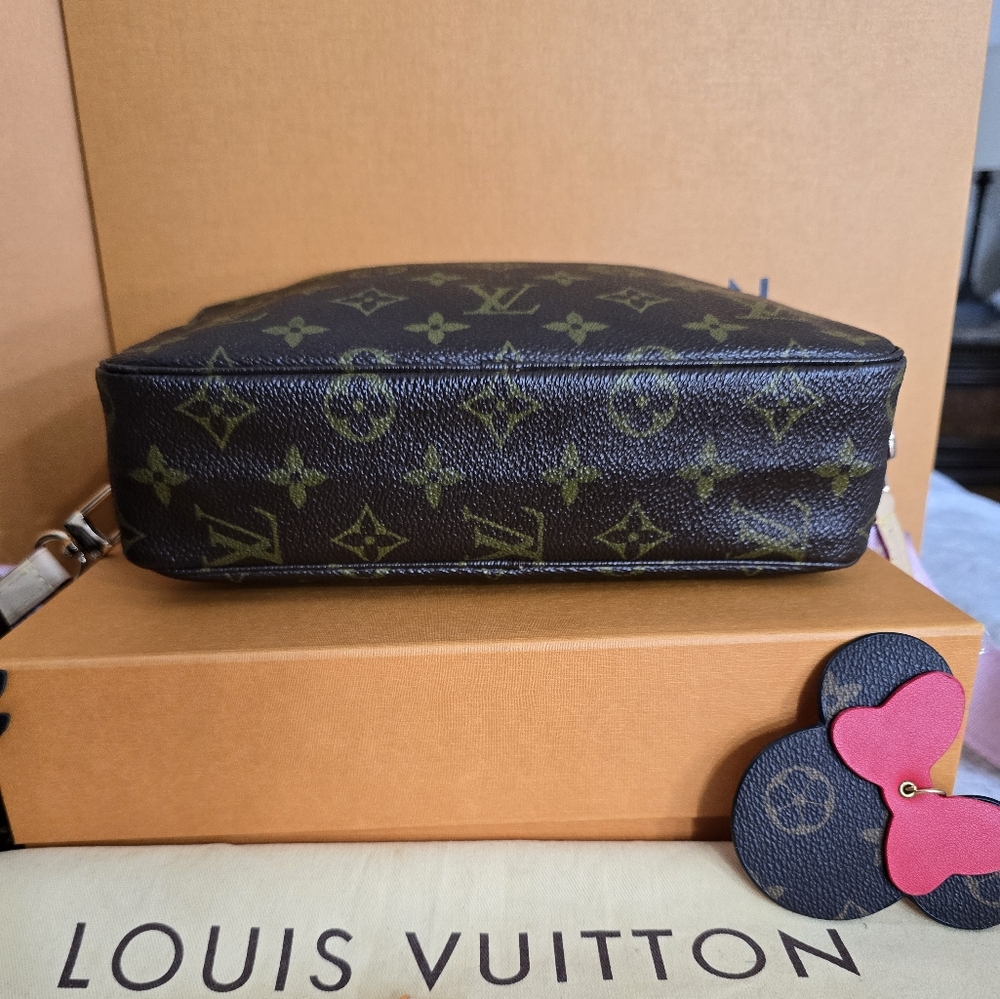💚Vintage Louis Vuitton Monogram Brown Women's Crossbody Trousse 23 Pouch Bag💚 - Picture 9 of 17